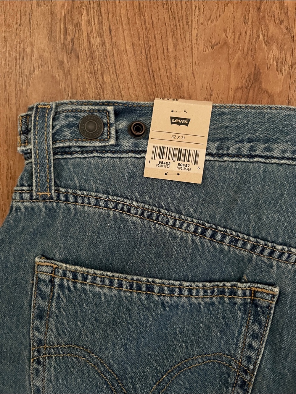 NWT Levi’s Cinch Baggy Wide Leg Jeans - Picture 14 of 15